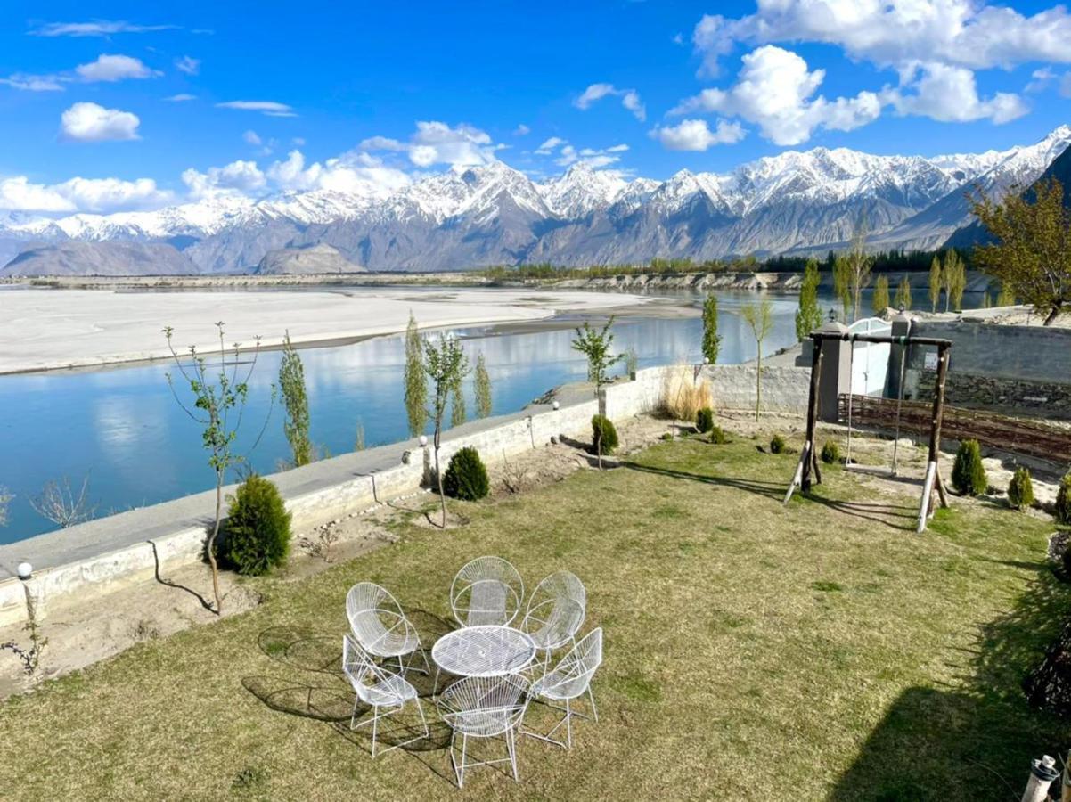 Indus View Hotel سكردو المظهر الخارجي الصورة