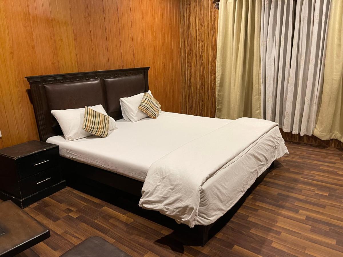 Indus View Hotel سكردو المظهر الخارجي الصورة